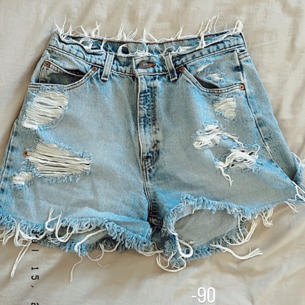AUTHENTIC LEVIS